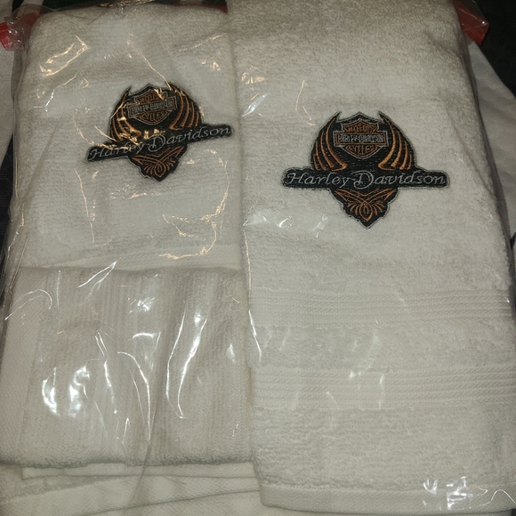 HarleyDavidson Other 2 Harley Davidson Towel Sets And Bathroom Dispenser Poshmark